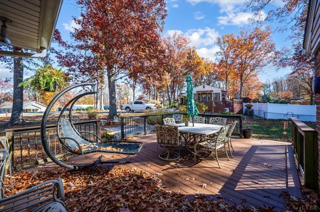 308 Oakland Circle, Lynchburg, VA 24502