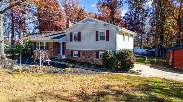 308 Oakland Circle, Lynchburg, VA 24502