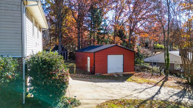 308 Oakland Circle, Lynchburg, VA 24502