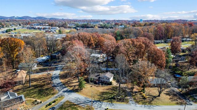 308 Oakland Circle, Lynchburg, VA 24502