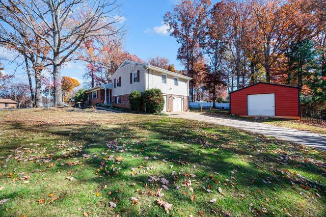 308 Oakland Circle, Lynchburg, VA 24502