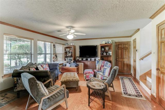 1706 Country Squire Drive, Richmond, TX 77406