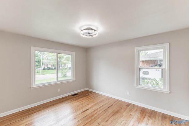 816 Giles Drive, Huntsville, AL 35801