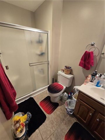 10609-11 E Maple Avenue, Peculiar, MO 64078