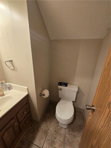 10609-11 E Maple Avenue, Peculiar, MO 64078