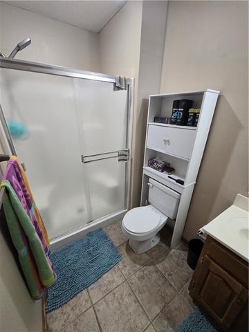 10609-11 E Maple Avenue, Peculiar, MO 64078