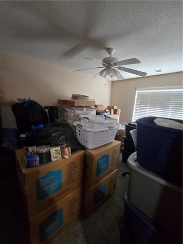 10609-11 E Maple Avenue, Peculiar, MO 64078