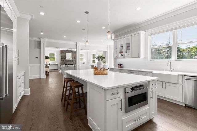 11000 LUXMANOR ROAD, North Bethesda, MD 20852