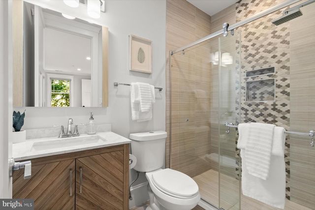 11000 LUXMANOR ROAD, North Bethesda, MD 20852