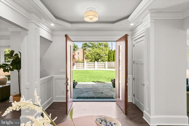 11000 LUXMANOR ROAD, North Bethesda, MD 20852