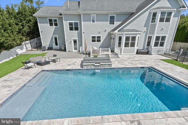 11000 LUXMANOR ROAD, North Bethesda, MD 20852