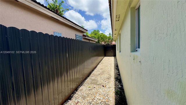 937 NE 35th Avenue, Homestead, FL 33033
