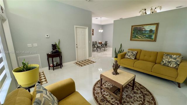 937 NE 35th Avenue, Homestead, FL 33033