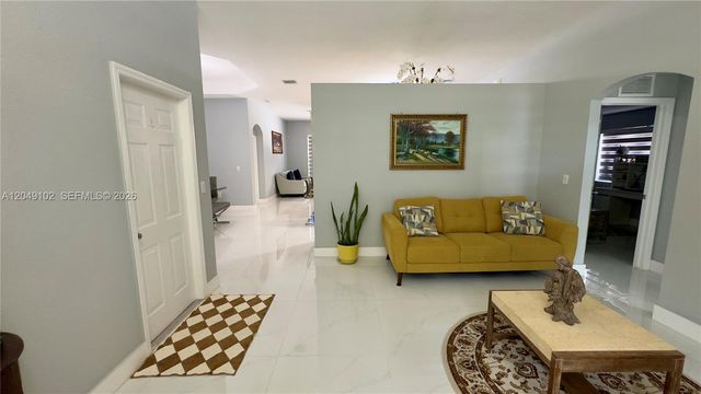 937 NE 35th Avenue, Homestead, FL 33033