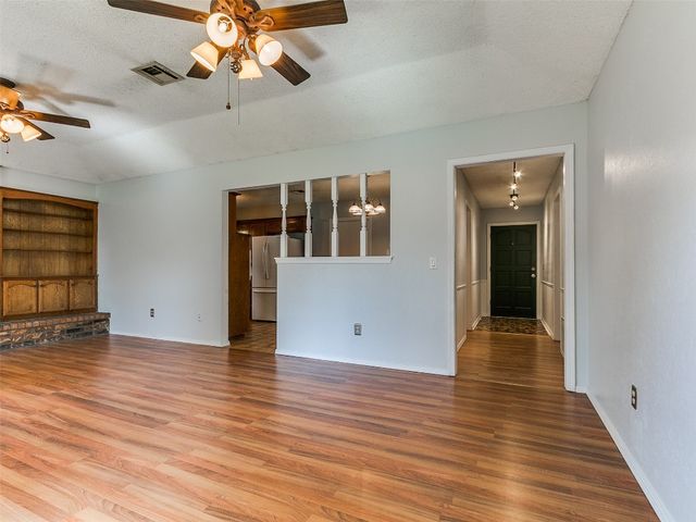 201 S Patterson Drive, Moore, OK 73160