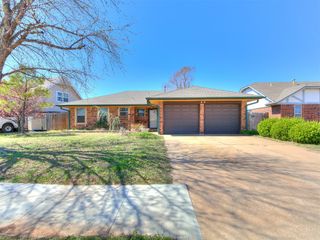 201 S Patterson Drive, Moore, OK 73160