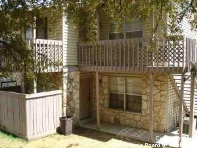 5944 DANNY KAYE DR, San Antonio, TX 78240