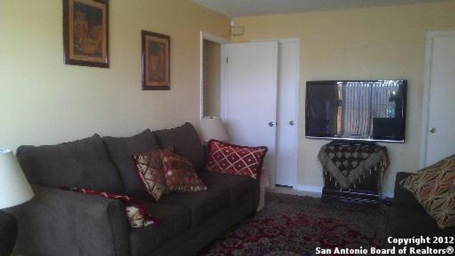 5944 DANNY KAYE DR, San Antonio, TX 78240