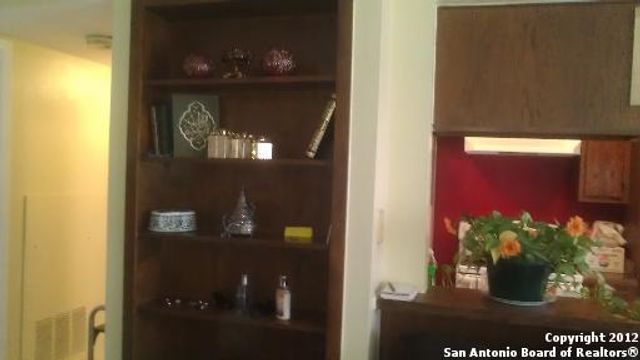 5944 DANNY KAYE DR, San Antonio, TX 78240