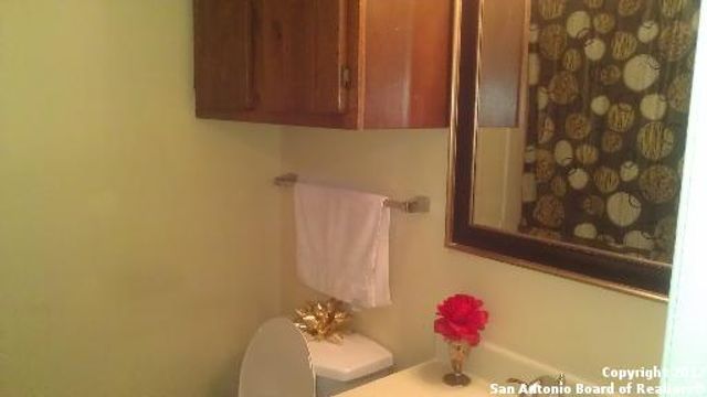 5944 DANNY KAYE DR, San Antonio, TX 78240