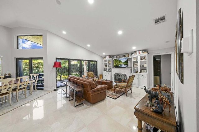 23313 Water Circle, Boca Raton, FL 33486