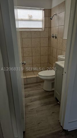 1715 NW 8th Ct 1, Fort Lauderdale, FL 33311
