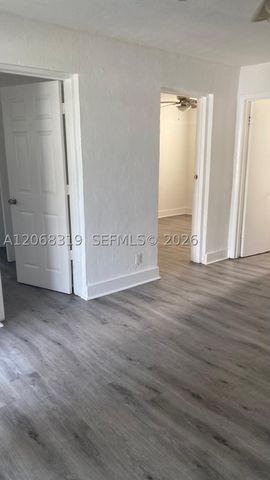 1715 NW 8th Ct 1, Fort Lauderdale, FL 33311