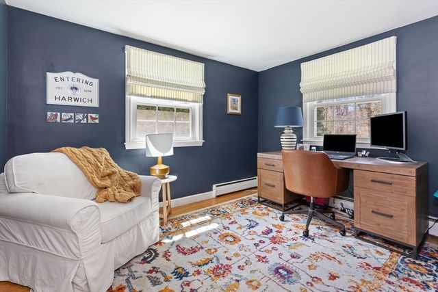 26 Parsonage Ln, Topsfield, MA 01983