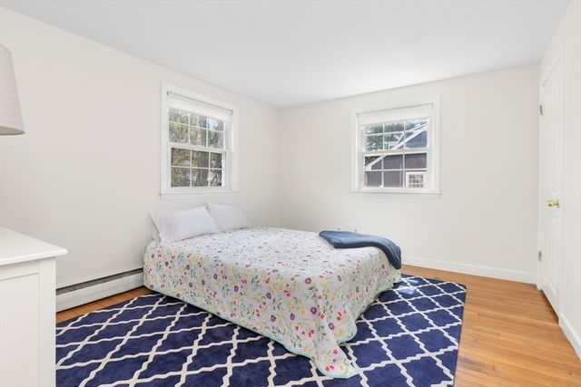 26 Parsonage Ln, Topsfield, MA 01983