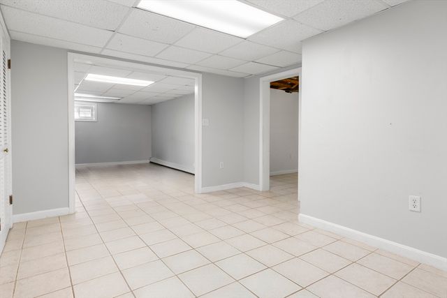 26 Parsonage Ln, Topsfield, MA 01983