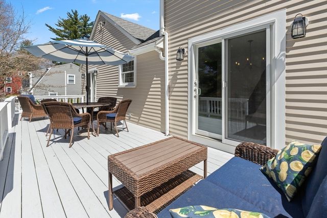 26 Parsonage Ln, Topsfield, MA 01983