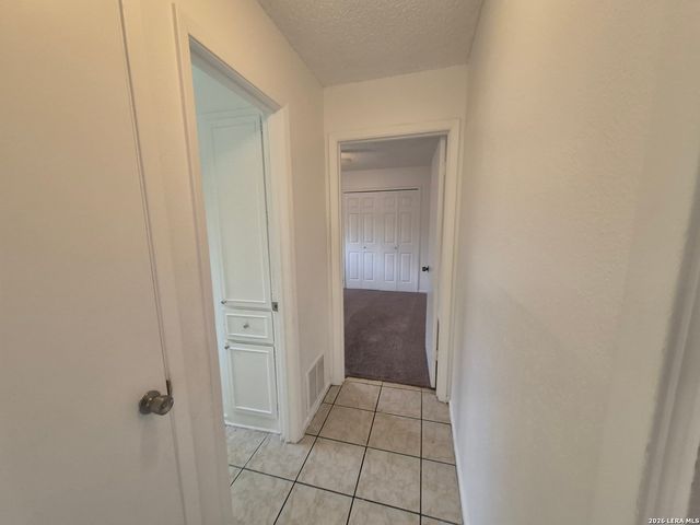 5735 Stiffkey Dr., San Antonio, TX 78228