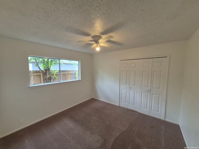 5735 Stiffkey Dr., San Antonio, TX 78228