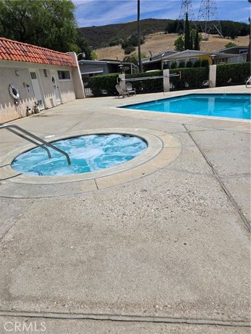 36200 Paradise Ranch Road 77, Castaic, CA 91384