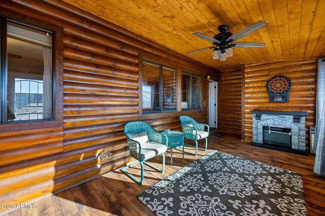 2654 PALOMINO Trail, Overgaard, AZ 85933