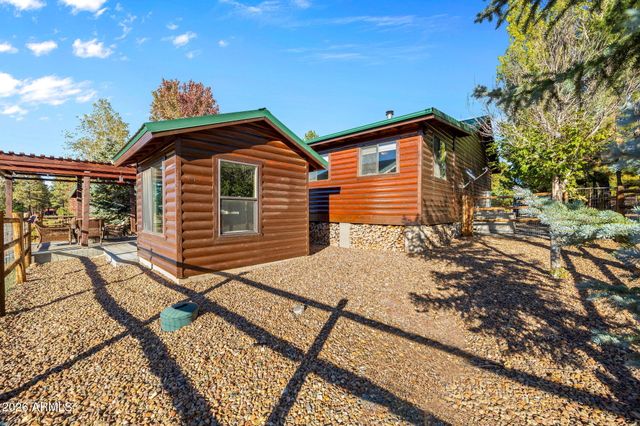 2654 PALOMINO Trail, Overgaard, AZ 85933