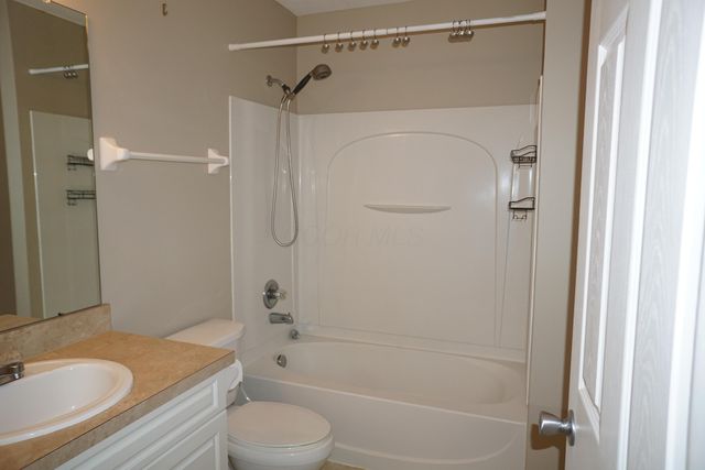 370 Piney Creek Drive, 32, Blacklick, OH 43004