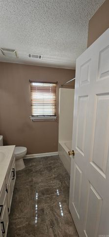 11 Forestview Place, Little Rock, AR 72204