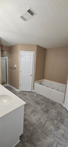 11 Forestview Place, Little Rock, AR 72204