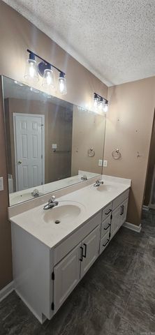 11 Forestview Place, Little Rock, AR 72204