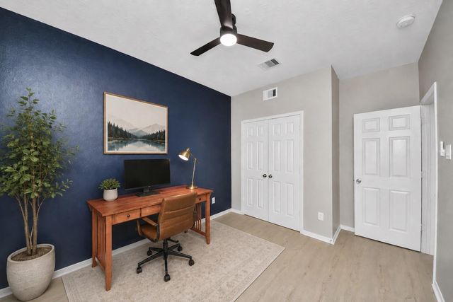 6222 Skyline Drive 26, Houston, TX 77057