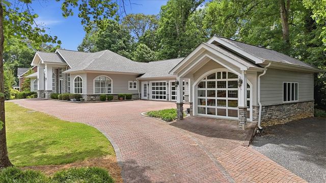 102 Greenleaf Lane, Easley, SC 29642