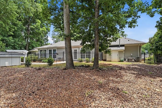 102 Greenleaf Lane, Easley, SC 29642