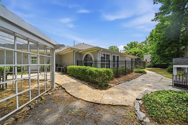 102 Greenleaf Lane, Easley, SC 29642