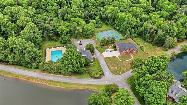 102 Greenleaf Lane, Easley, SC 29642