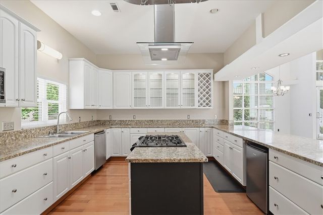 102 Greenleaf Lane, Easley, SC 29642