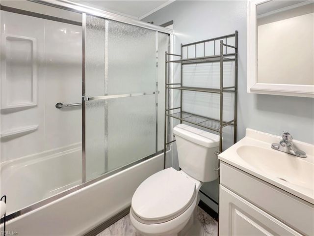 51 Messick RD, Poquoson, VA 23662