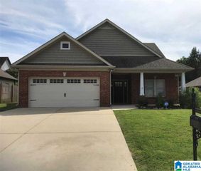 2025 HIGHVIEW WAY, Calera, AL 35040