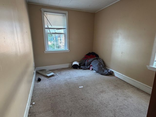 149 Franklin St, Fall River, MA 02720