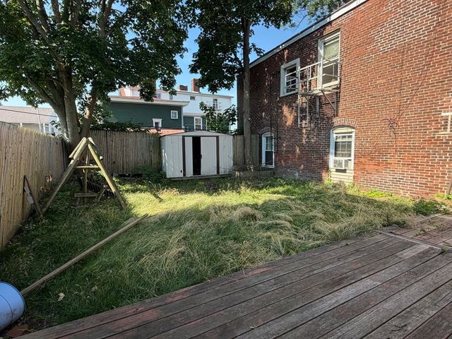 149 Franklin St, Fall River, MA 02720